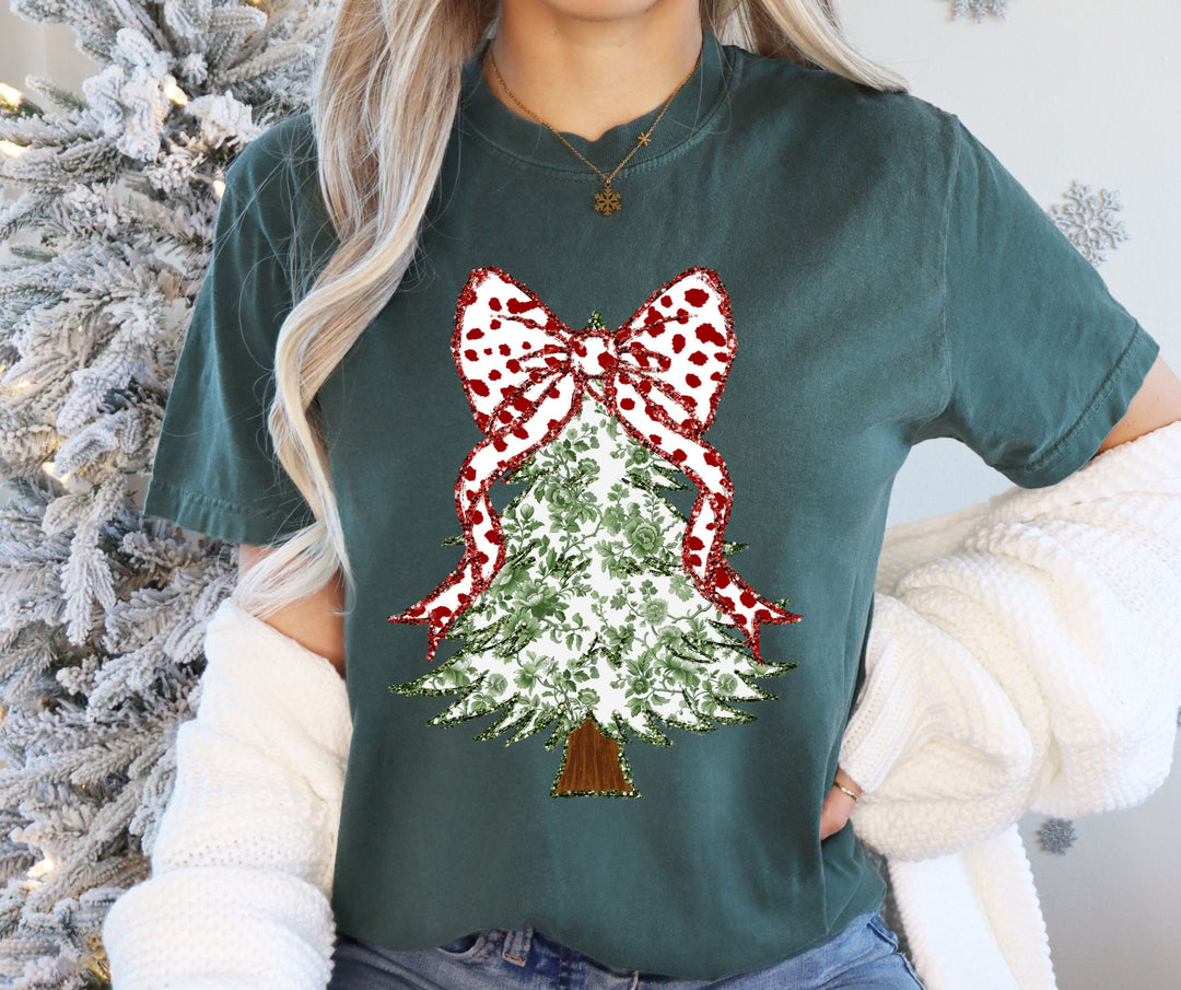 Grand Millenial Coquette Christmas Tree Sweatshirt / Tee