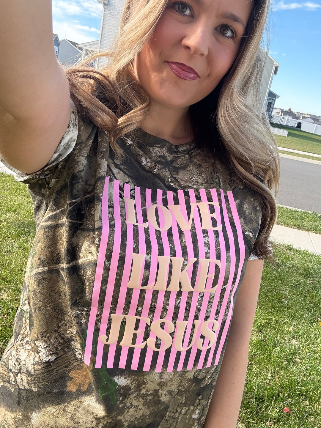 Love Like Jesus PUFF Printed Tee